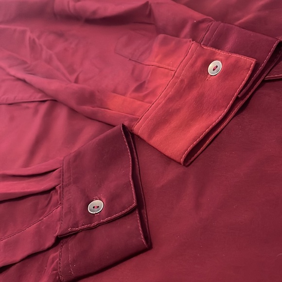 VERSACE JEANS COUTURE. As-Is  Embroidered Buttons down red color Mens SHIRT sz M - Picture 15 of 16